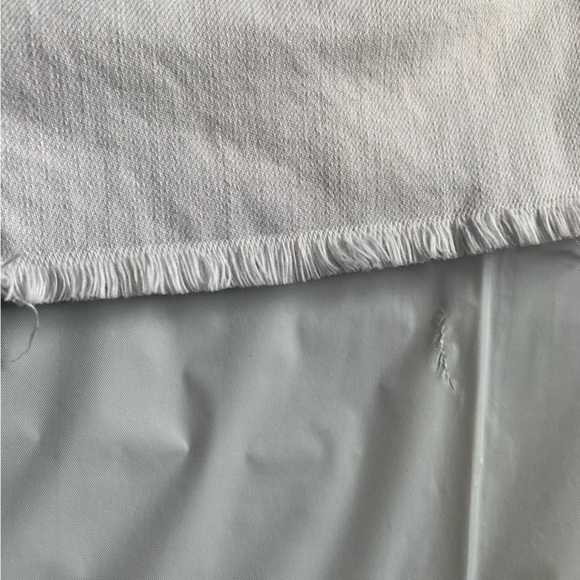 American eagle white jean mini skirt  distressed look size US00 regular - Picture 10 of 11